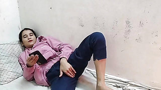 Abbu jaan ne meri jawani dekh kar jabar dasti pela