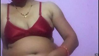 Indian Stepsister Wearing Red Colour Bra in Her Huge Sexy Boobs and Masturbation