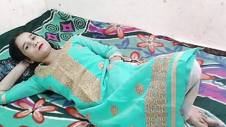 College girl ko hotel me jabar dasti le jakar pel diya