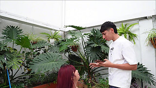 Threesome with the Gardener During Working Hours, We Fuck the Gardener with My Friend