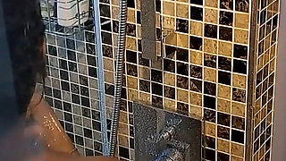 Asia Panada Pan4-shower