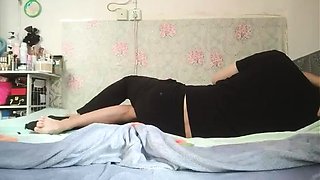 Amateur MILF Goes Hardcore Anal