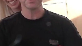 Foursome fucking sucking in the bedroom