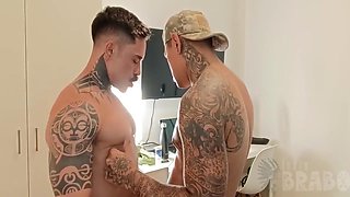 Leitando O Puto Musculoso (completo No Red) 10 Min With Indio Brabo