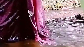 In the Outdoor, Desi Aunty Is Naked and Crazy Fingering in the Water