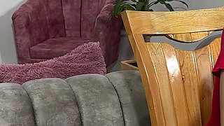 I Enter the House of a Pregnant Stranger Pretending to Be a Very Horny Little Guy to End up Fucking Her Very Hard