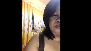 Filipina Granny: Big Clit Show