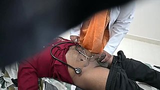 Hot Indian Doctor Examines Patient's Dick in Clinic - Desisridevi