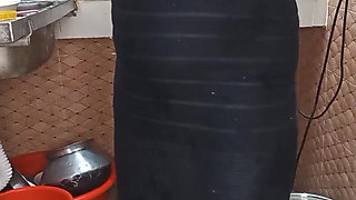 Desi Vabi Ekla Ranna Gorom Sorir