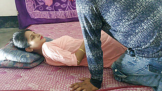 NEW DESHI HOT BHABHI PARNITA SEX IN ROOM