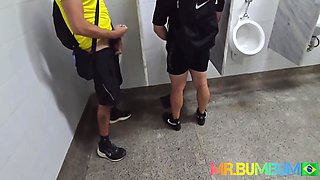 Gay Porn And Colab 8 - Fazendo #banheirao Com Meus Parcas. Porque De #banheiro A Gente Entende 7 Min