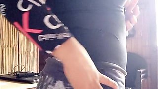 Horny Latina!! I Leave the Gym Directly to Look for Something to Penetrate My Tight Ass