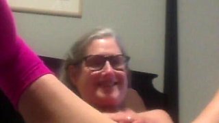 Hot MILF Eating Pussy Fuck and Nice Squirt