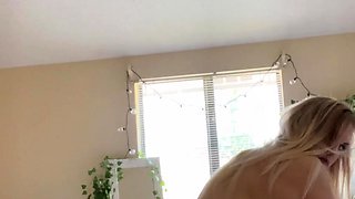 Blonde emo amateur solo masturbation