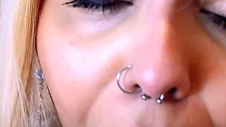 She Sucks Me Just for Fun - No Cumshot