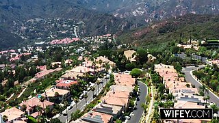 Fit Blonde Hotwife Gets A Bbc Creampie In Front Of Hubby 12 Min - Damion Dayski And Cassie Bender