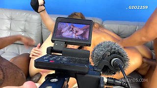 Behind the scenes #111, Emily Bellexx, Rebel Rhyder, Anna de