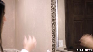 Seductive muff munchers amazing porn video