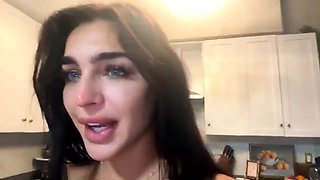 Emily Rinaudo Nude Selfie Livestream OnlyFans Video Leaked