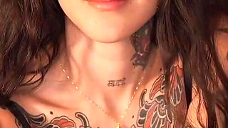 I Love Making Your Dick Hard with My Face, Now Cum on It, Effy Loweell