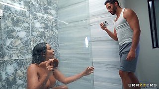 Shower Squirt With Damon Dice, Luna Star - Brazzers