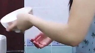 Secretly Photographed: Nong New Undressed, Washing Face, Brushing Teeth Ninewthai