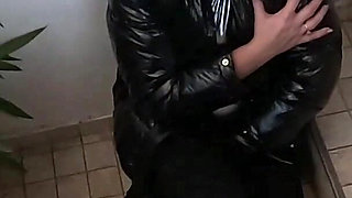 Milfycalla - Shiny Downjacket, Jeans & Leotard Stairway Sex (uncut Cum on Clothes) - Episode 314