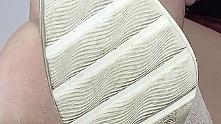 The Shiny Thick Sexy Legs