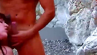 Double penetration on the beach!