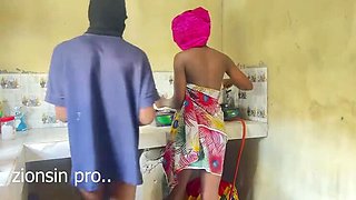 Zion Fucks Hot House Maid on Kitchen Counter While Wife's Away - Homemade BBC Action