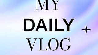 WildEnglishBBW splashing my fat pink hairy pussy with a shower head