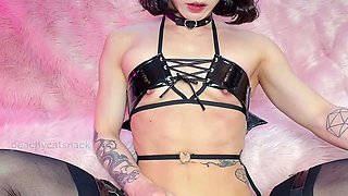 Mature asians up close toy and fingering masturbation action