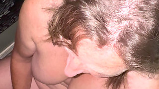 Bonemaiden Sucks Her Man Sitting on the Toilet trying to Pee