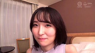 セックスの真理を追求しにきました。リケジョの人妻 茜音 34歳 AV Debut