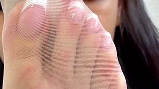 Dominica Leoni Loves Lesbian Foot Fetish