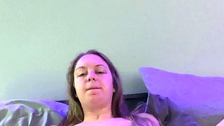 Big boob brunette masturbates on webcam