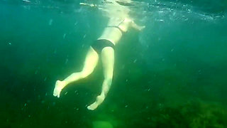 Swimming and Flashing in the Sea