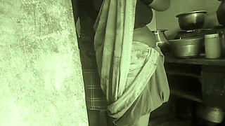 Indian Housewife Cooking Romance Porn Video