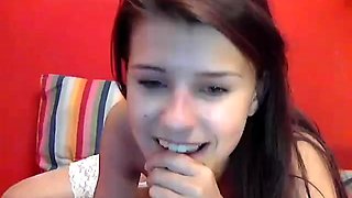 Amateur Blonde Teen Plays Solo with Toy Webcam Porn