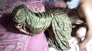 Indian desi village ki bhabhi ki jungle chudai