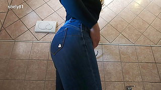 Try skinny jeans.The Stepsister Big ass struggles to fit her booty inside her jeans