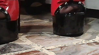 Tutti I Miei Tacchi Sexy E Collant Nero in Primo Piano per Te