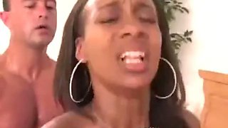 Diamond Rene or Kia  Bobby in RoundBrown