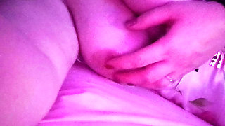 Relaxing boobies 💓