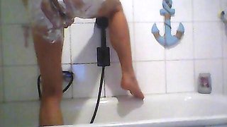 Pubis shaving