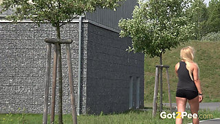 Jenas Bare Pussy by Got 2 Pee where girls come to piss