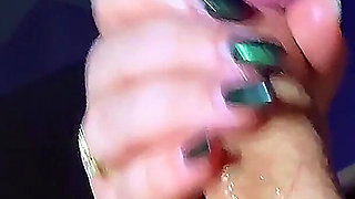 Real Amateur Close up Handjob Cumshot Big Cock