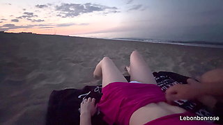 ORGASM MASTURBATION ON THE BEACH BY THE SEA!