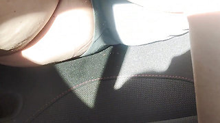 We go on vacation and warm up in the car