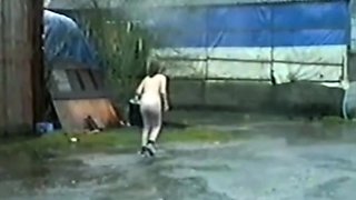 Jassica Ludwig thick curvy pregnant vaccumes and run in rain